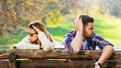 5 привычек неуверенных в себе людей, которые мешают им найти любовь