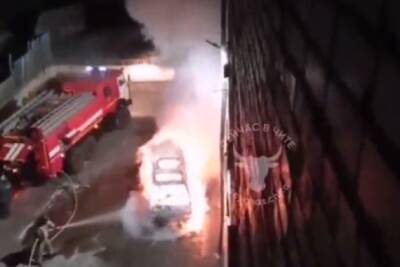 Машина выгорела ночью в Чите
