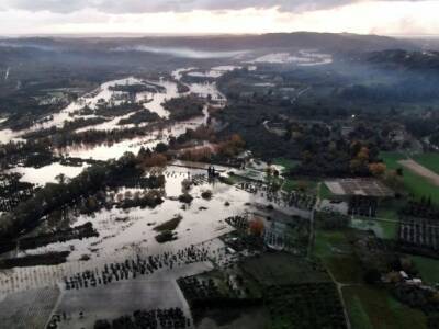 В результате паводков в Бразилии погибли по меньшей мере семь человек - unn.com.ua - Украина - Киев - Бразилия - Brazil