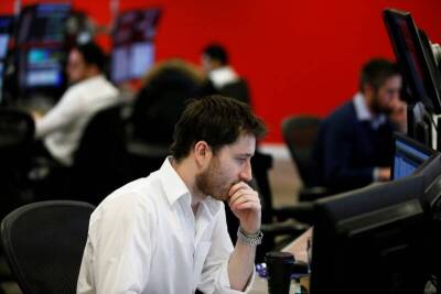 Англия - Европейские фондовые рынки завершили торги в пятницу снижением - smartmoney.one - США - Англия - Германия - Santander