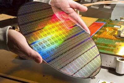 Прорыв в разработке процессоров. IBM и Samsung готовы преодолеть барьер 1 нм и сделать новые чипы супермощными и энергоэффективными