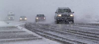 Упрдор «Кола» предупреждает водителей о сложной обстановке на дорогах из-за снегопадов