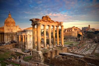 Как появился итальянский, если римляне говорили на латыни?