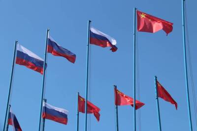 Аналитики NI признали уязвимость США перед Россией и Китаем