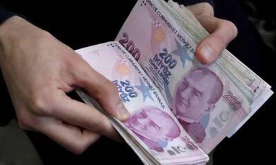 Курс турецкой лиры упал до исторического минимума