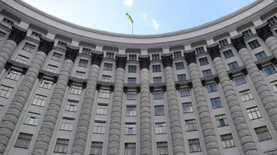 Кабмин Украины снял с должности устроившего скандал в Донбассе замминистра МВД