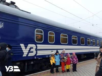 Начал курсировать поезд Мариуполь – Рахов. Это самый длинный маршрут поезда в Украине