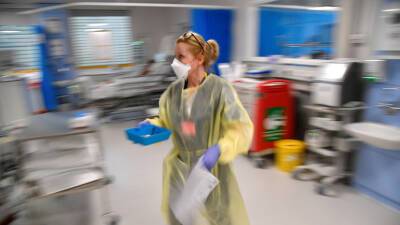 В Великобритании умер пациент с омикрон-штаммом коронавируса