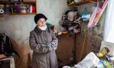 Вдова ликвидатора чернобыльской аварии получила ключи от новой квартиры