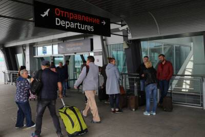 Вылетевшие из Петербурга в Калининград самолеты вернулись в Пулково из-за непогоды