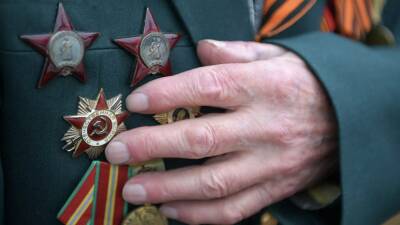 Спецназ ЦВО поздравил ветерана Великой Отечественной войны с 95-летием