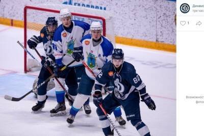 Белгородские хоккеисты проиграли питерскому «Динамо-576»