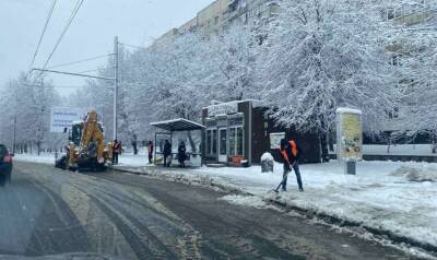 Львов засыпает снегом - lenta.ua - Украина