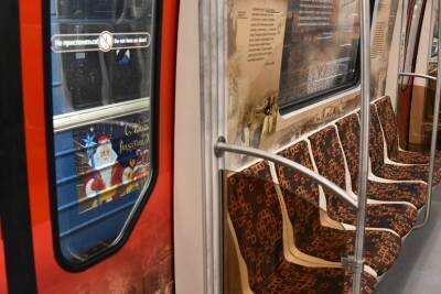 Движение на «красной» ветке петербургского метро восстановлено