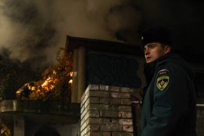 На пожаре в севастопольской «заброшке» погиб человек