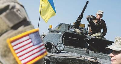 НАТО попросили угомониться. Зачем США накачивают Украину оружием и осваивают военную инфраструктуру