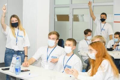 Омский НПЗ расширил уникальную программу профориентации школьников
