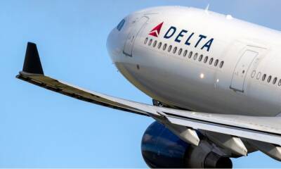Акции Delta Air Lines упали на 4%. Причина — инвестиции в партнерские авиакомпании