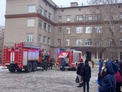 Из челябинской больницы эвакуировали 140 человек из-за пожара