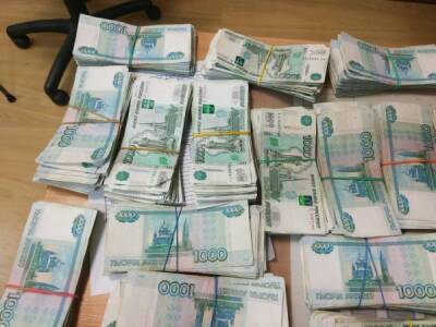 Кассирша, укравшая 23 миллиона из банка в Ачинске, сама пришла в полицию