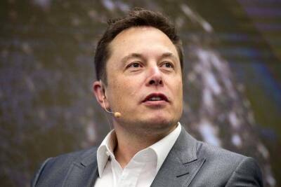 Илон Маск продал акций Tesla еще на $906,5 млн