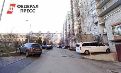 Как в Петербурге жители дома машиноместа делили