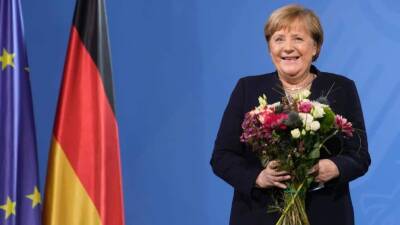 Воспоминания вместо конференций: Меркель напишет мемуары