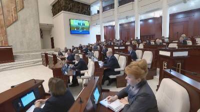 Бюджет-2022 прошёл первое чтение в Овальном зале