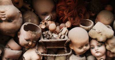 Самые жуткие игрушки: почему старые куклы наводят на людей ужас