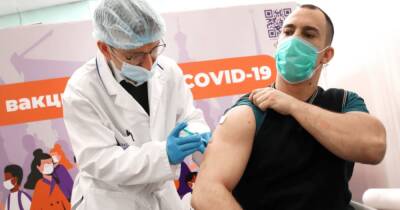 Игорь Кузин - В Минздраве объяснили, как получить дополнительную вакцину от коронавируса - focus.ua - Украина