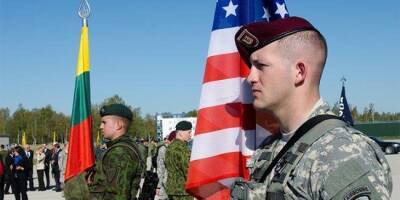 Глава Минобороны Литвы обсудил с коллегой в США постоянное пребывание американских военных