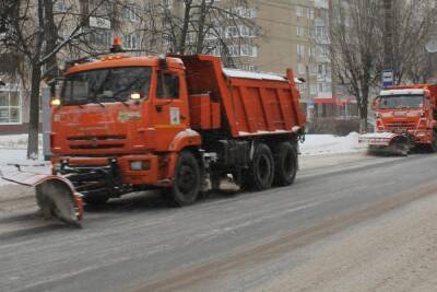 Снежную «кашу» в Твери чистят больше 20 машин
