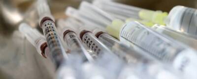 В Ростовской области 155 человек отстранили от работы за отказ вакцинироваться от ковида