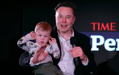 Илон Маск пришел на вручение премии Time c сыном