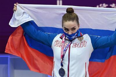 Сотиева завоевала бронзу чемпионата мира по тяжёлой атлетике