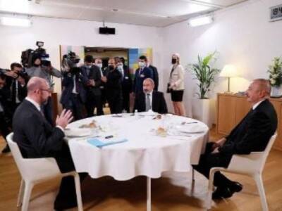 Глава Евросовета свëл Пашиняна и Алиева за рабочим ужином в Брюсселе