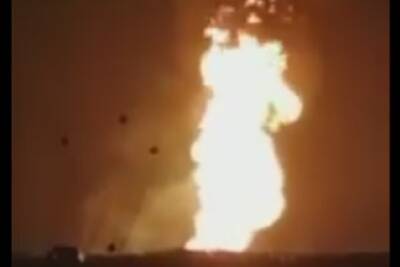На Ставрополье прорвало газопровод: высота пламени достигла 25 метров