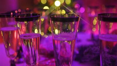 Диетолог назвал самый неподходящий алкогольный напиток для праздника