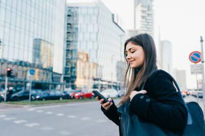 «20 идей Давыдова»: пешеходы и их смартфоны