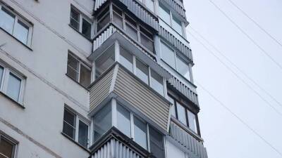 Юрист объяснил, кого могут оштрафовать за остекление балконов