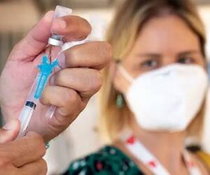 В круге третьем. Что такое бустерная вакцинация, которую хотят ввести в Украине с января