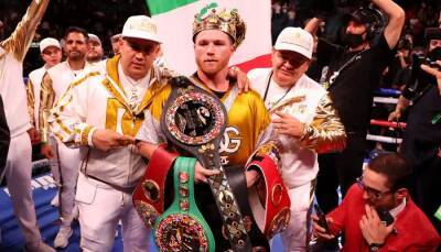 Альварес признан боксером года по версии WBC, бой Фьюри и Уайлдера — поединок года