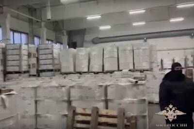 Полиция накрыла склад «левого» алкоголя в Ленобласти
