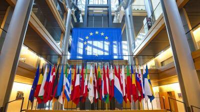Несколько стран ЕС выступили против новых антироссийских санкций