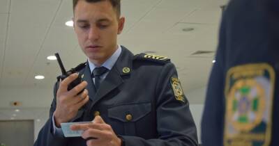 В аэропорту "Борисполь" россиянин выдавал себя за агента мировых спецслужб и просил убежища (видео)