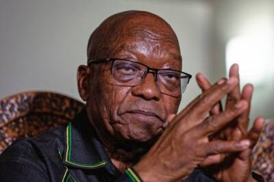 Суд в ЮАР обязал вернуться в тюрьму экс-президента Зуму