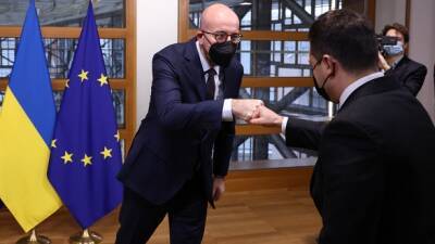 Зеленский в Брюсселе уже встретился с главой Евросовета: поговорил о российской эскалации