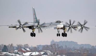 Заслуженный летчик Серов: парк военной авиации ВС России заставляет Запад молчать