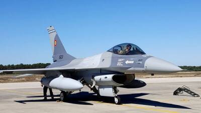 Румыния планирует приобрести подержанные F-16