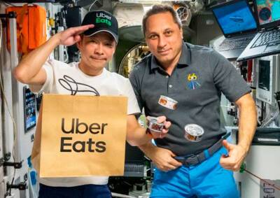 Uber Eats стала первой службой доставки еды в космосе